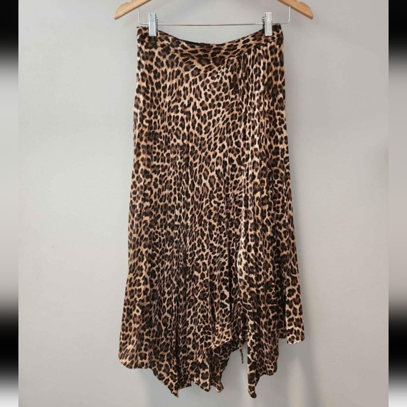ZARA Asymmetrical Animal Print Skirt - Picture 1 of 4